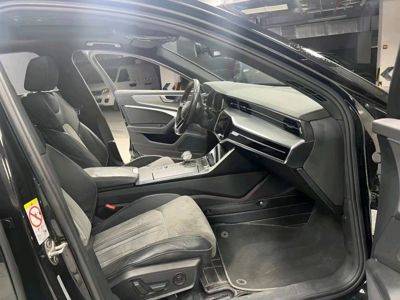 成都21年奥迪A6L6