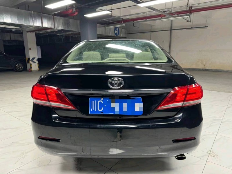 成都14年丰田凯美瑞8