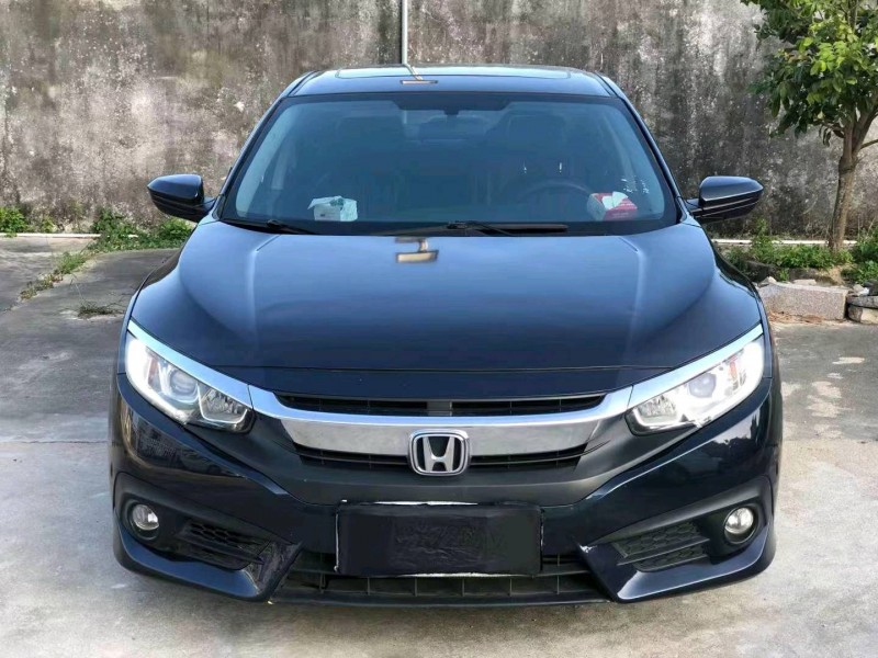 珠海18年本田思域1