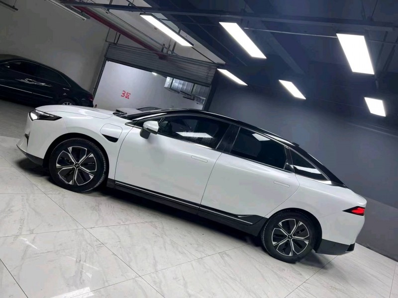 成都22年小鵬汽車P56
