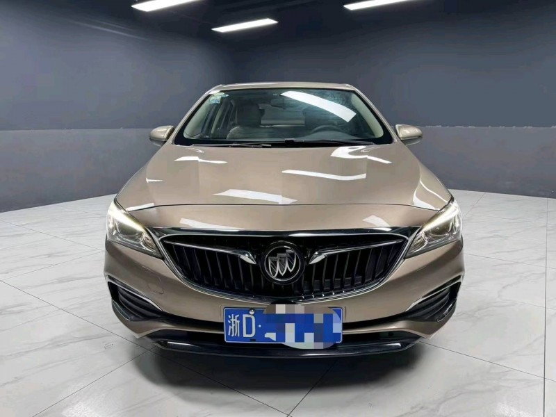 成都18年别克威朗1