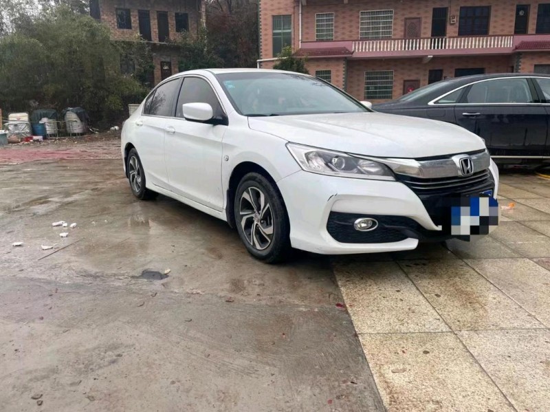 邵阳18年本田雅阁2