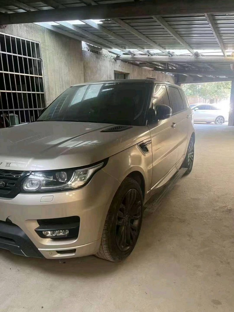 邵阳17年路虎揽胜运动2