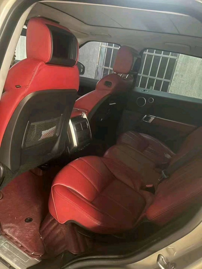 邵阳17年路虎揽胜运动7