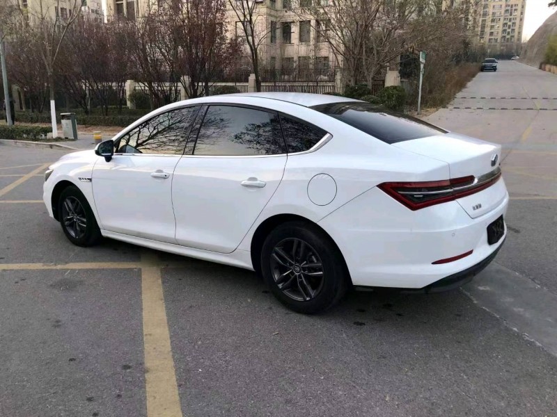 东营20年比亚迪秦3