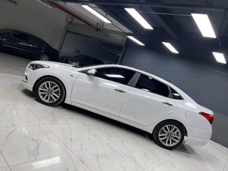 成都19年现代名图4