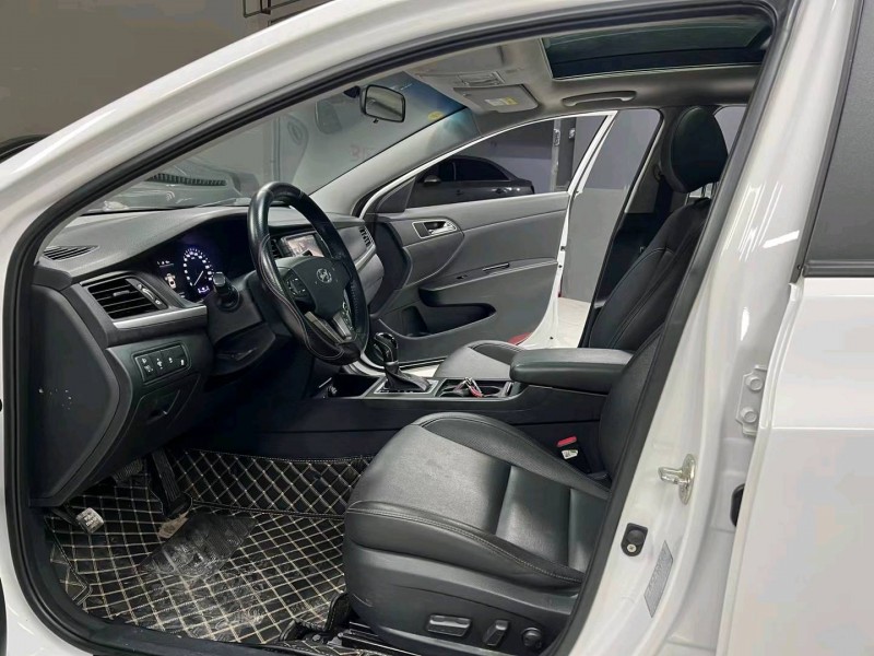 成都19年现代名图6