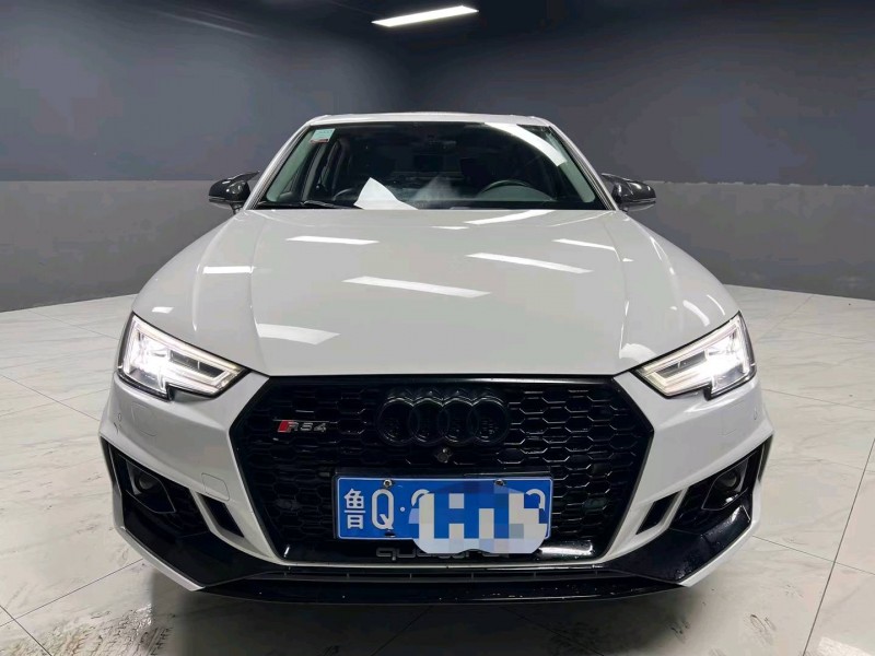 成都18年奥迪A4L1