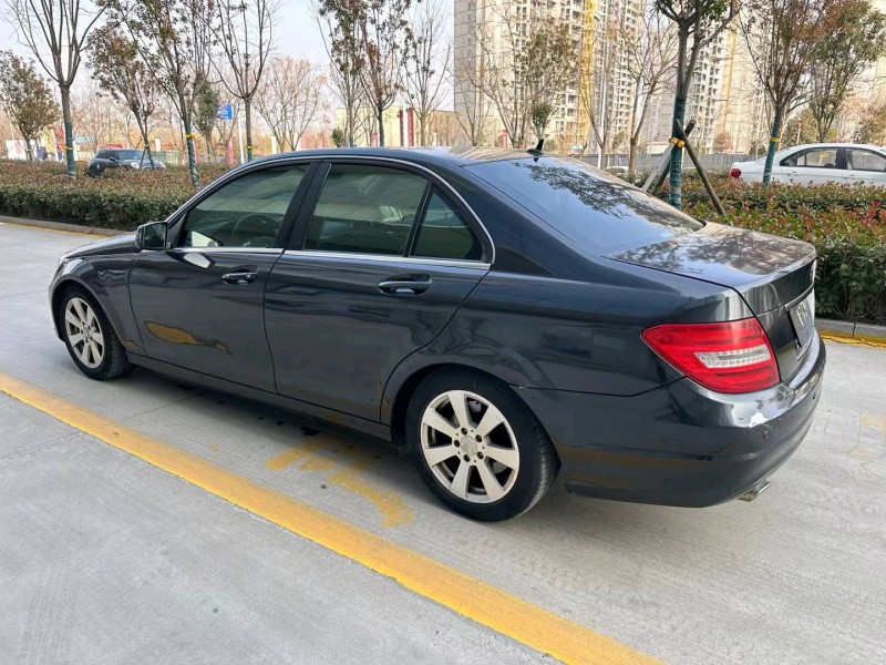 东营12年奔驰C6