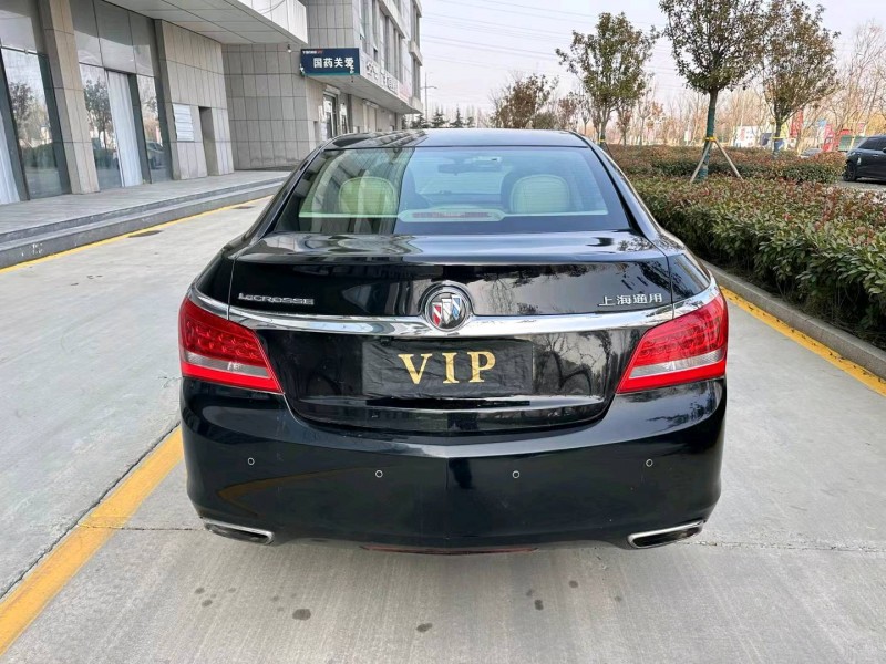 东营15年别克君越2