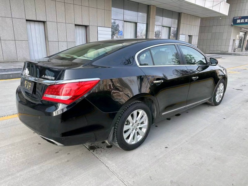 东营15年别克君越8