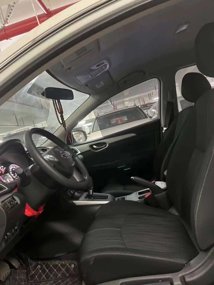 重庆22年日产轩逸6