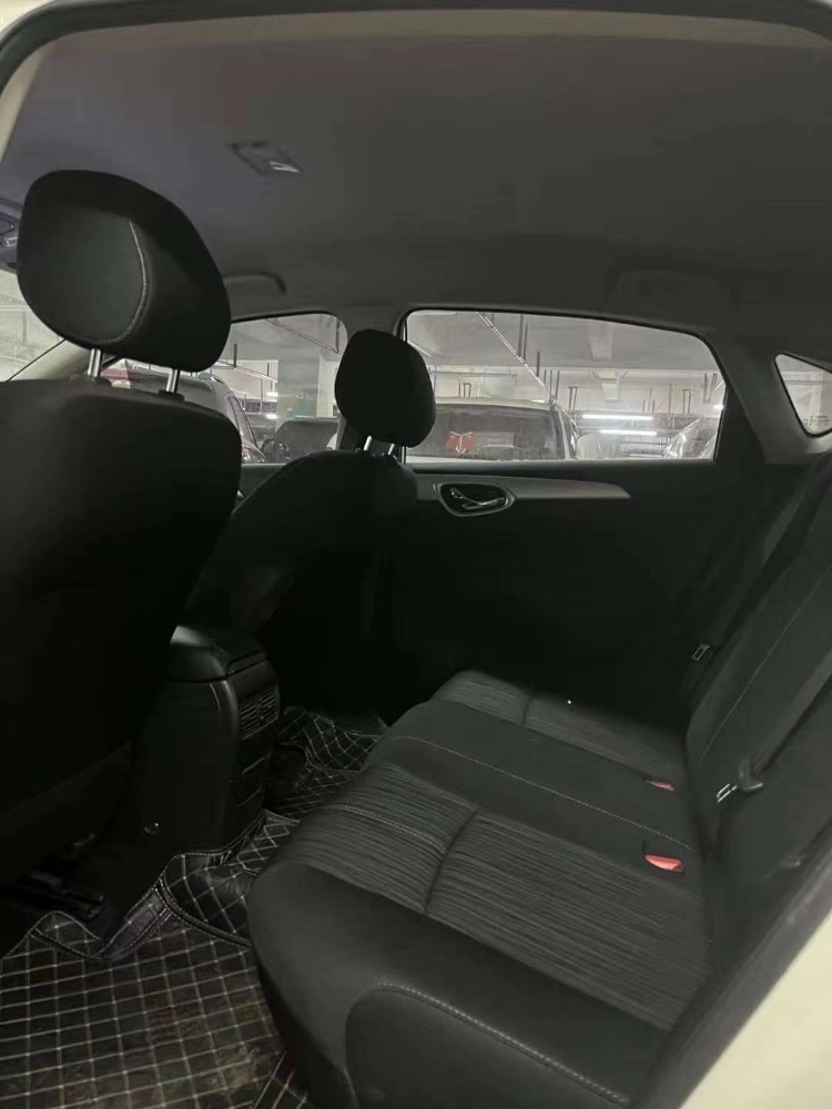 重庆22年日产轩逸7