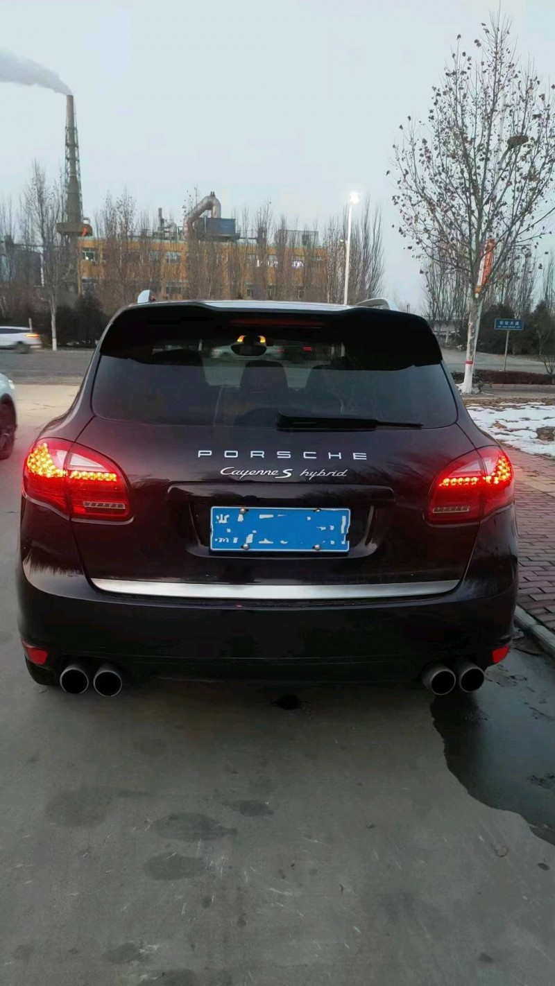 邯郸12年保时捷卡宴5