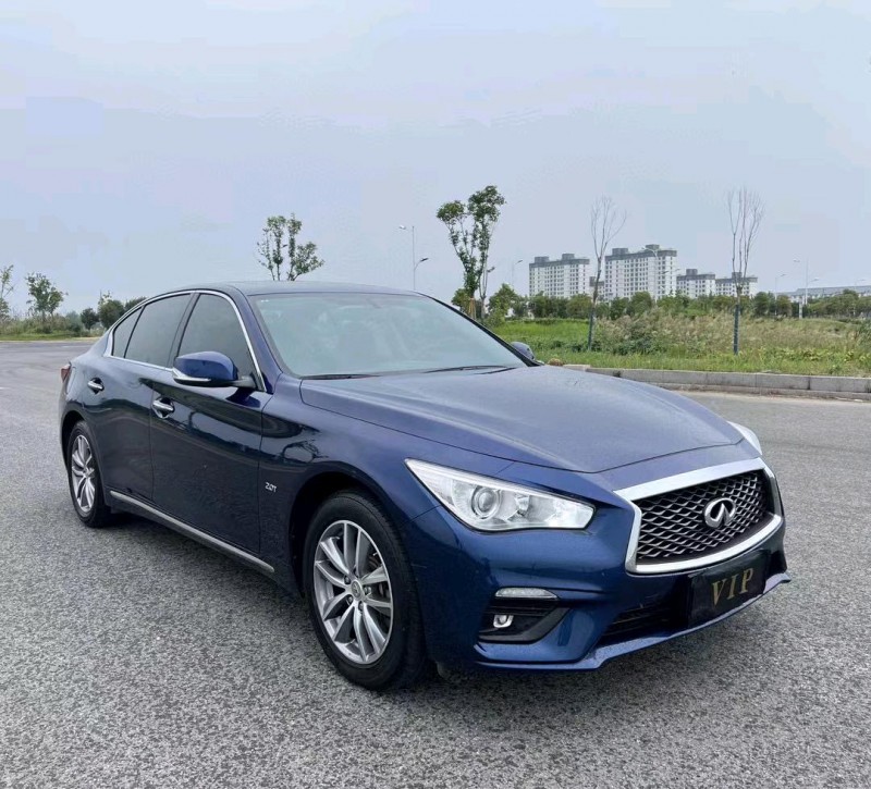 鹽城20年英菲尼迪Q502