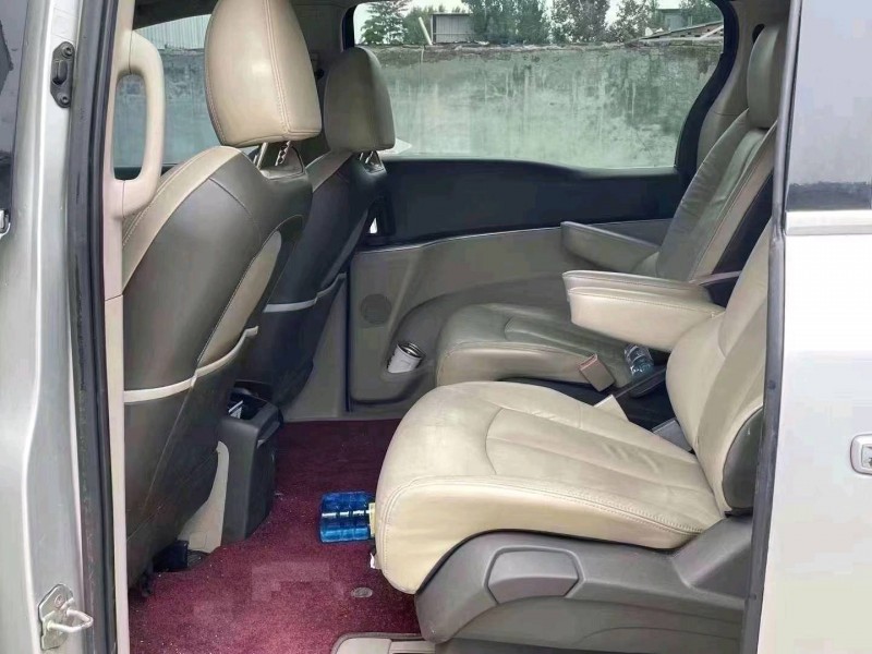 东营13年别克GL85