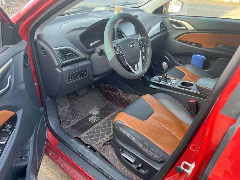 枣庄16年比亚迪秦8