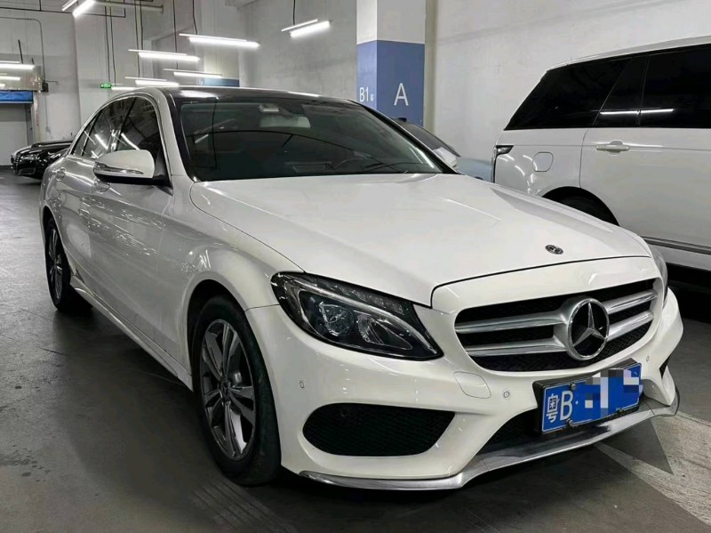 广州17年奔驰C3
