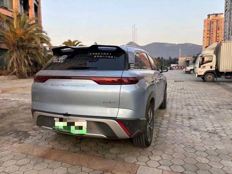 重庆23年比亚迪护卫舰5