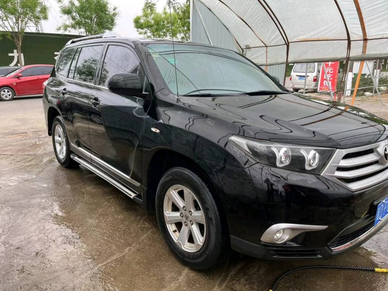 保定13年丰田汉兰达2