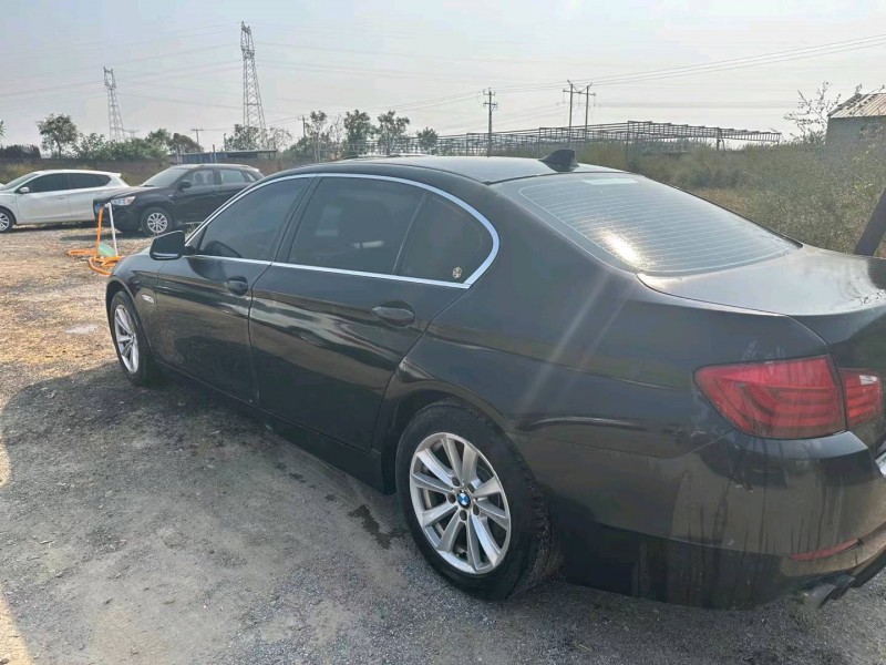 保定13年宝马5系8