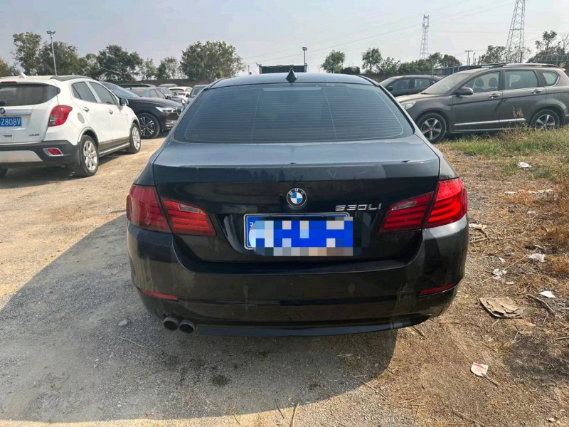 保定13年宝马5系9