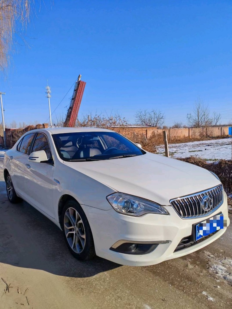 保定19年北汽绅宝D702