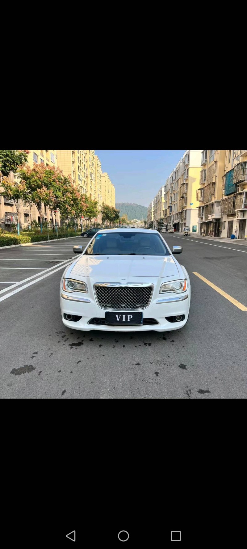 徐州13年克莱斯勒300C1