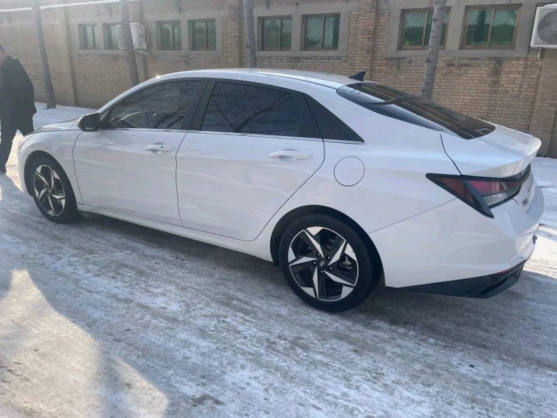 保定21年现代伊兰特5