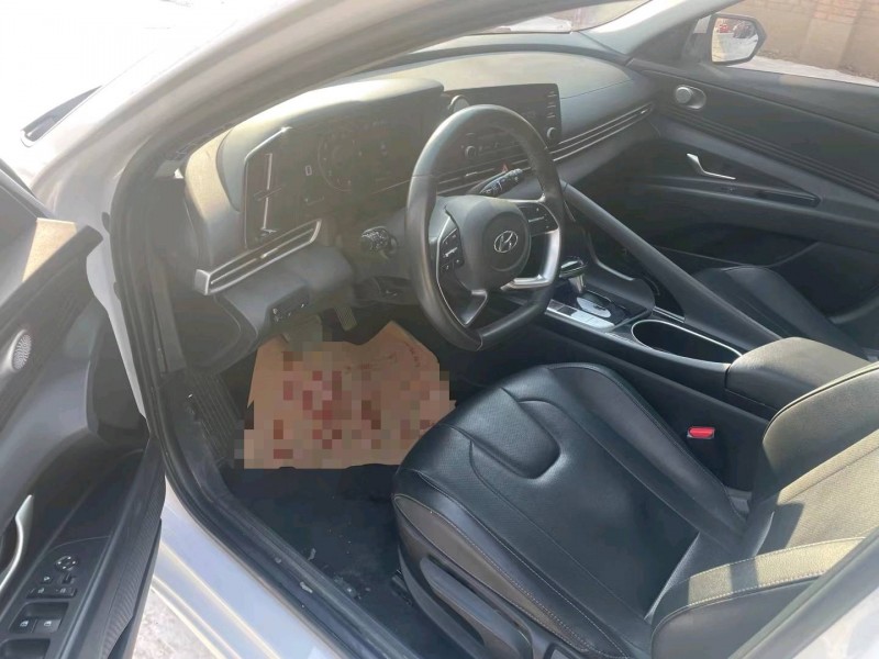 保定21年现代伊兰特6