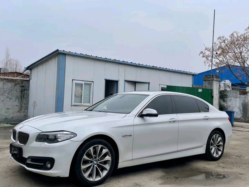 济宁16年宝马5系3