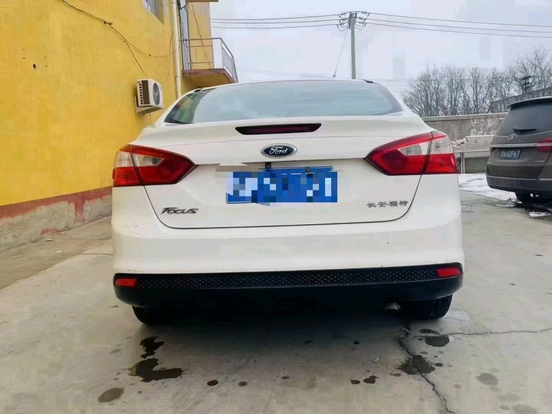 保定13年福特福克斯6