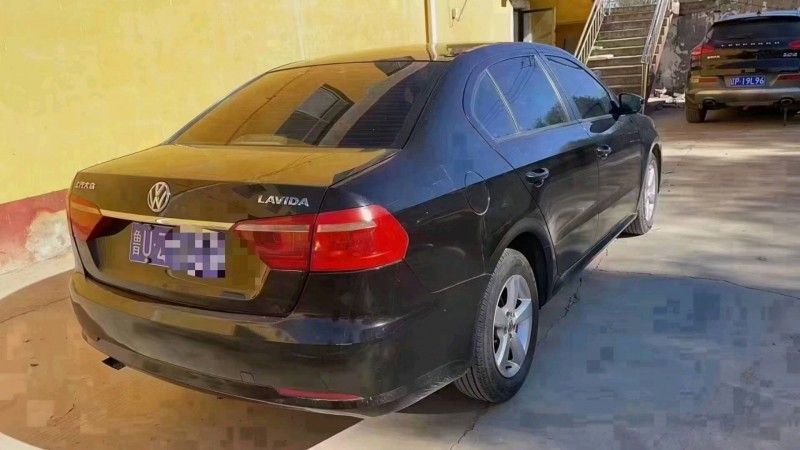 保定17年大众朗逸2