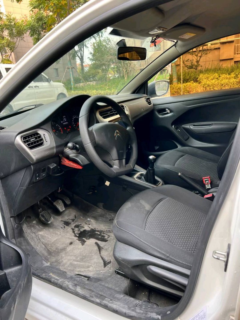 徐州16年福特金牛座4