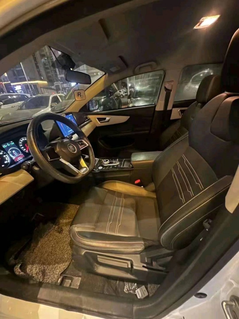 淄博23年比亚迪秦5