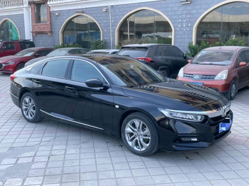 广州21年本田雅阁2