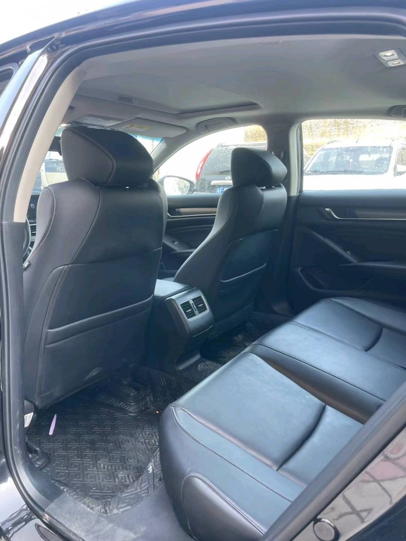 广州21年本田雅阁6