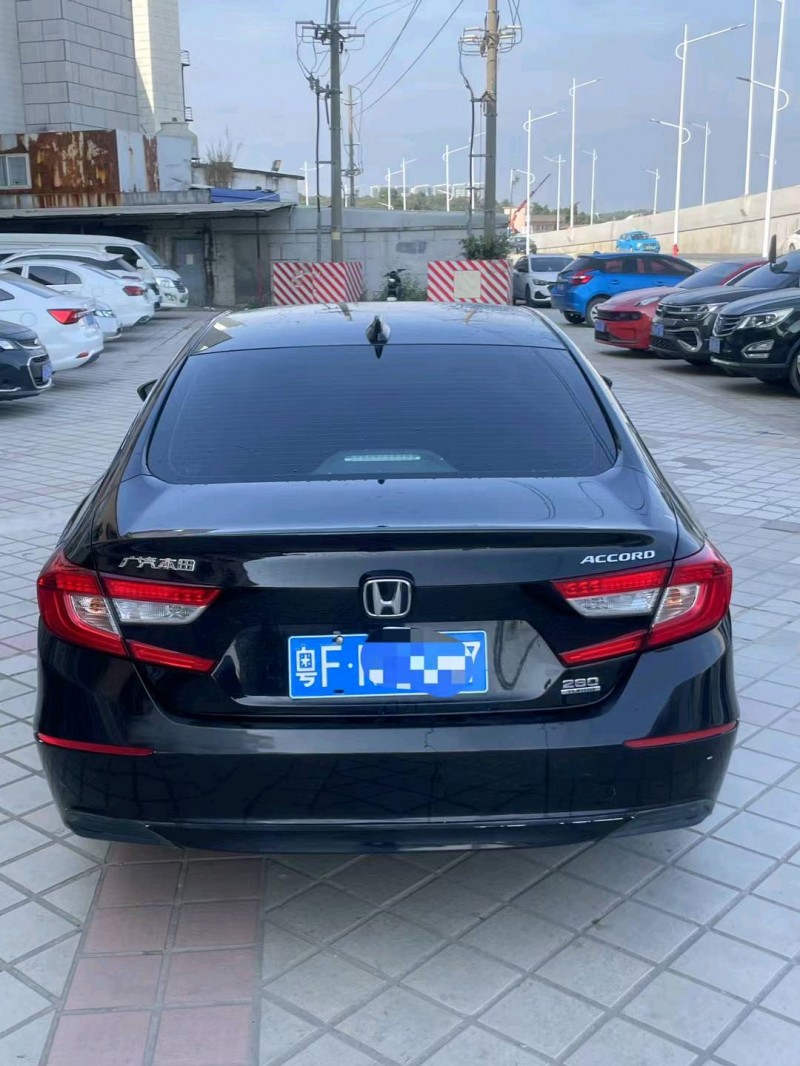 广州21年本田雅阁9