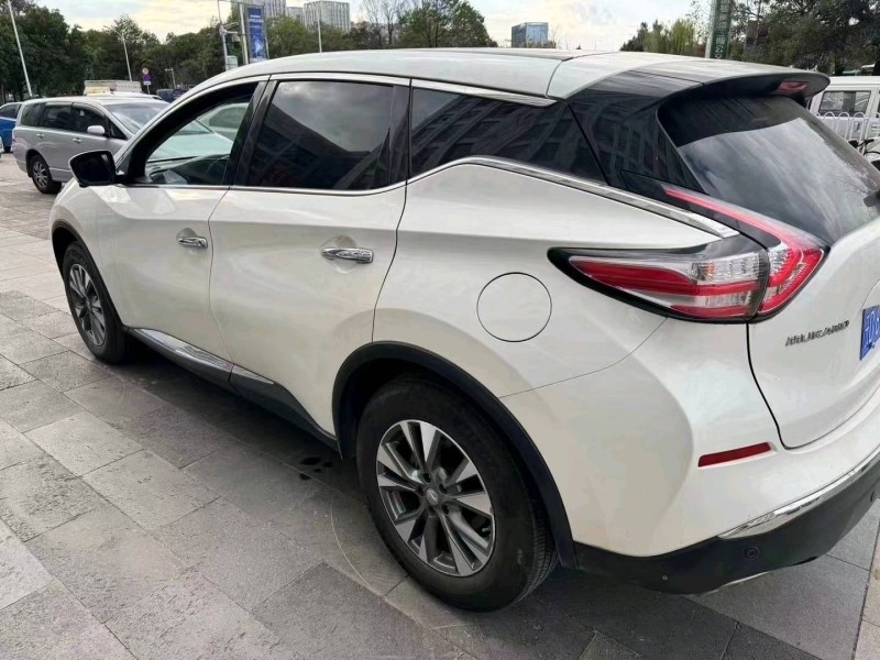 昆明19年日產樓蘭4