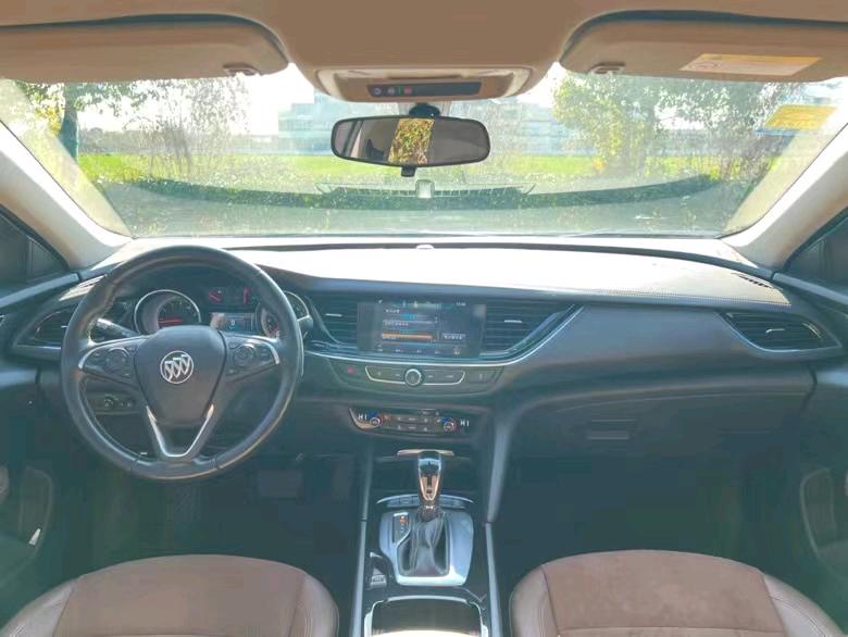 盐城19年别克君威8