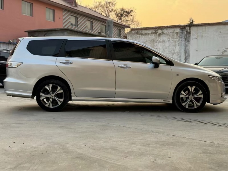 济宁13年本田奥德赛3