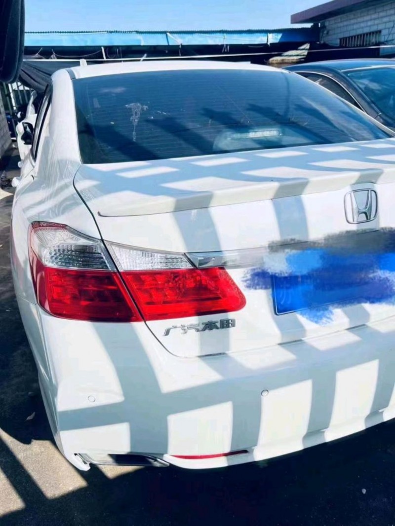 济宁15年本田雅阁8