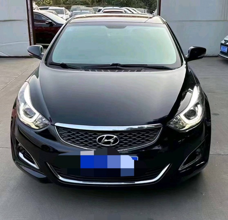 佛山17年现代朗动1