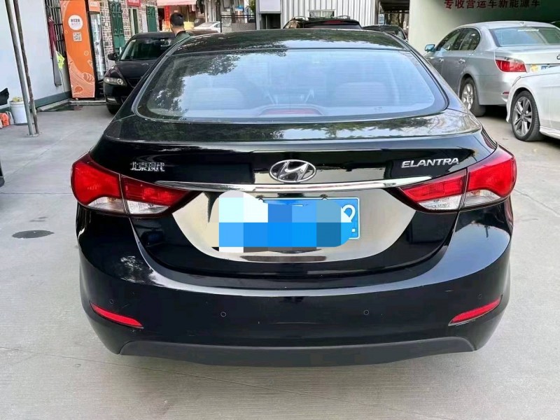 佛山17年现代朗动2