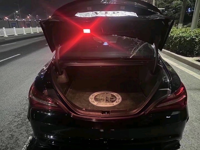 青岛19年奔驰AMG6