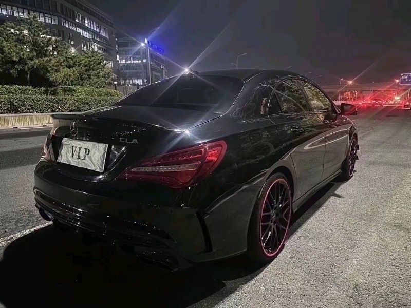 青岛19年奔驰AMG8