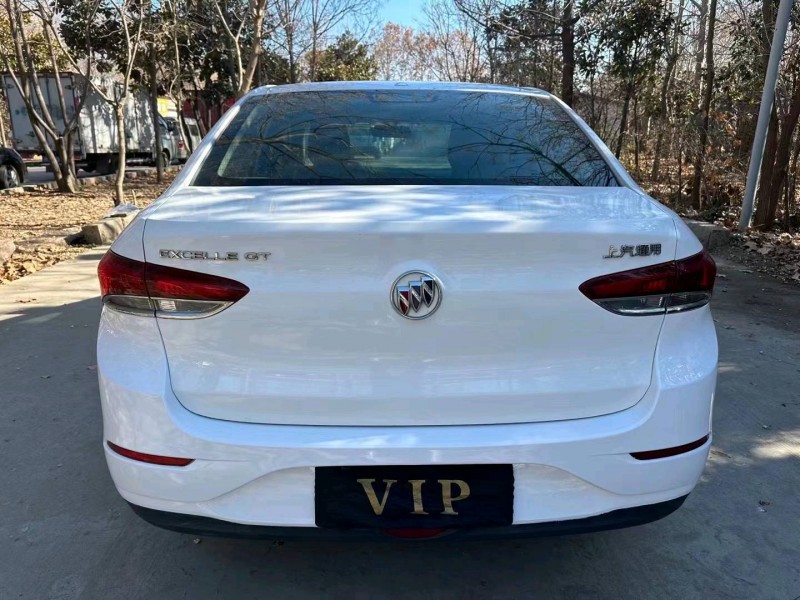 枣庄20年别克英朗5