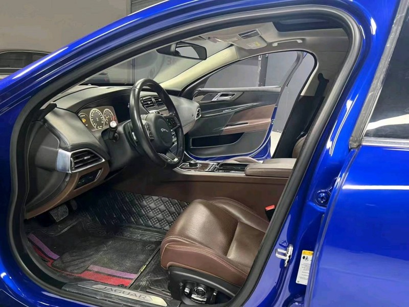 成都18年捷豹XE3