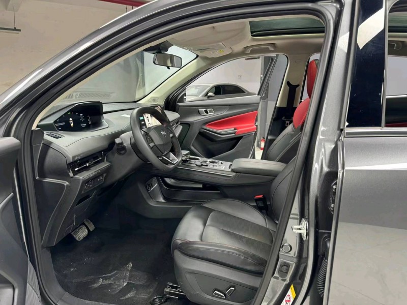 成都23年长安汽车CS555