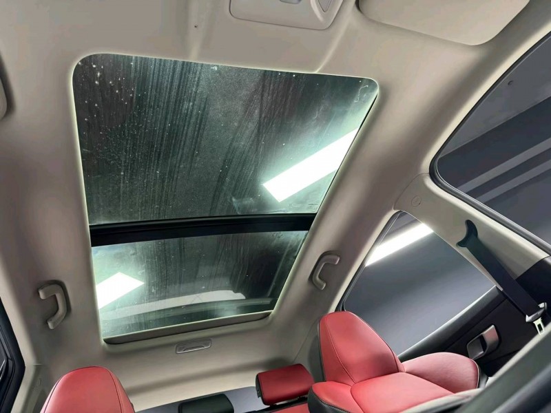 成都23年长安汽车CS559